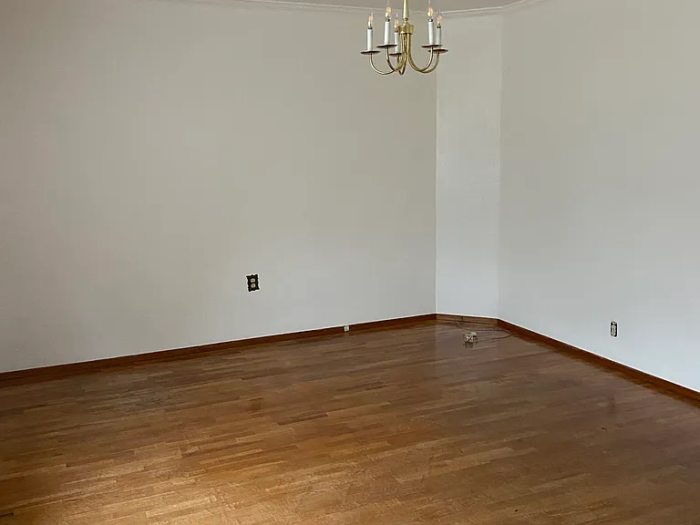 250 Grant St — Photo 16