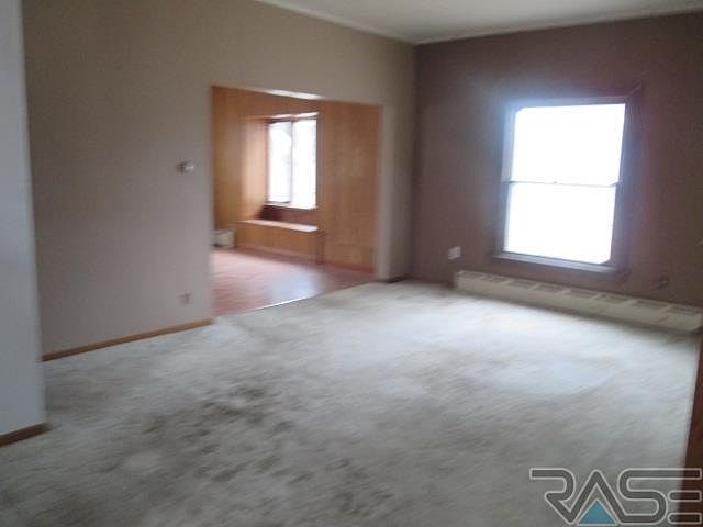 2nd image of 721 2nd St NW
