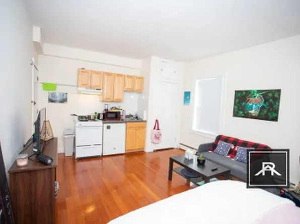 11 Keswick St, Boston, MA