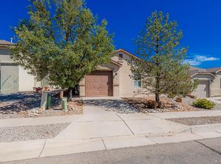 10615 Covert Ln SW, Albuquerque, NM 87121