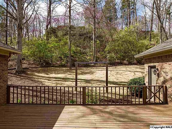 4th image of 10017 Windy Wood Dr SE