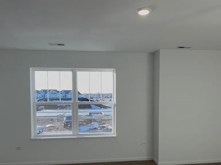 646 Cassia Ct — Photo 4