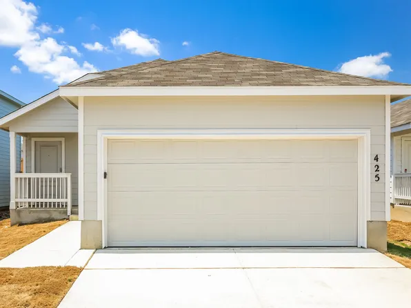 425 Payton Pl, Marion, TX 78124