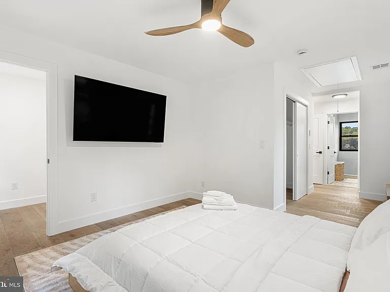 39 Upper Lakeview Ave — Photo 6