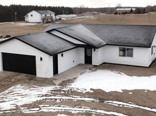 30961 Carefree Ln, Frazee, MN 56544