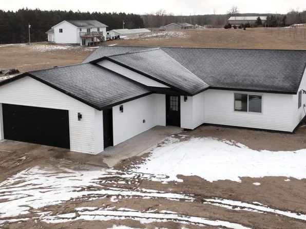 30961 Carefree Ln, Frazee, MN 56544