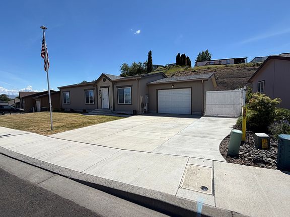 2nd image of 3078 SW River View Dr