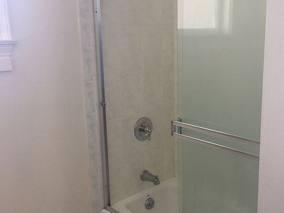 5 blue and white bathroom shower