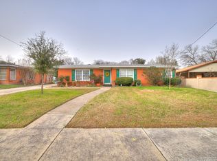 131 E Nottingham Dr, San Antonio, TX 78209