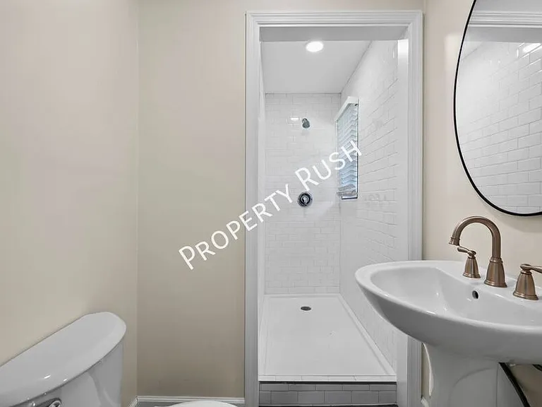 321 Whitmire Cir — Photo 18