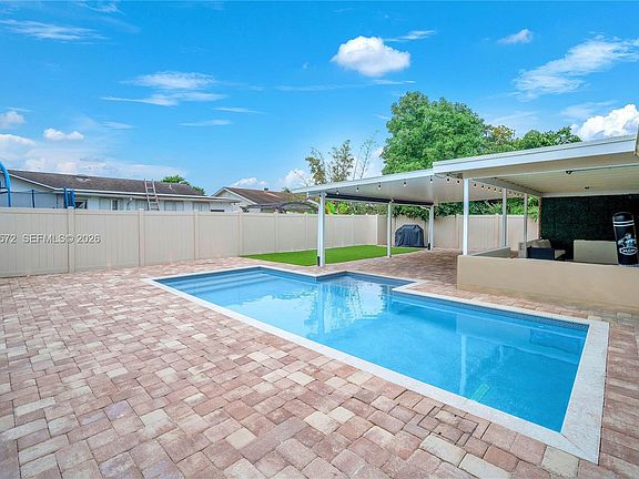 5th image of 22599 SW 65th Ave