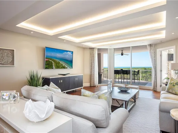 7117 Pelican Bay BLVD #403, NAPLES, FL 34108