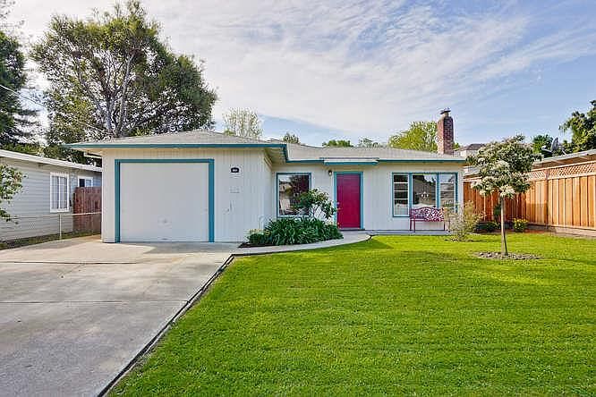 1st image of 822 Lori Ave