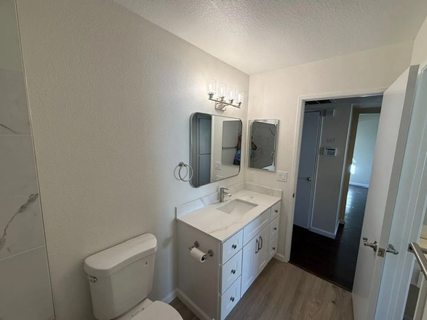 Renovated 2-bedroom Condo Available in Quiet Hercules Neighborhood — Photo 2