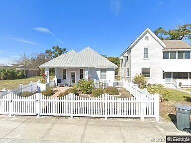 1st image of 307 Julia St