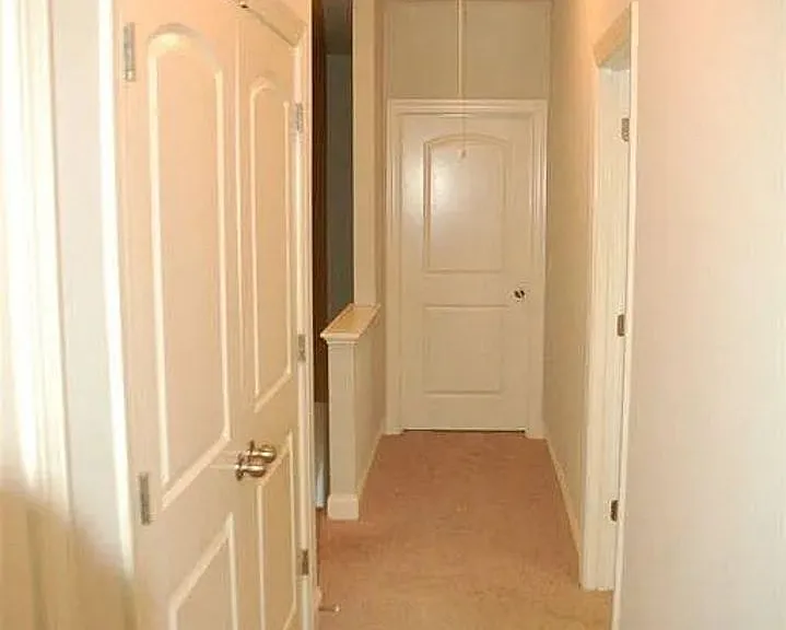 109 Windy Creek Ln — Photo 12