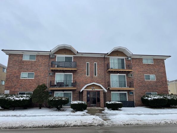 2105 176th Pl APT 3A