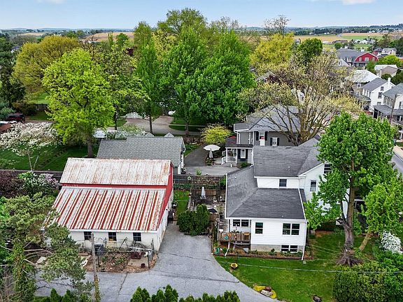 2nd image of 40 Queen Rd
