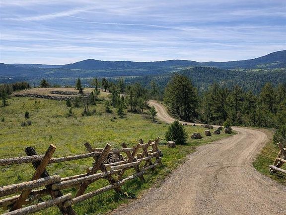 3rd image of 3929 Autumn Creek Drive LOT 35
