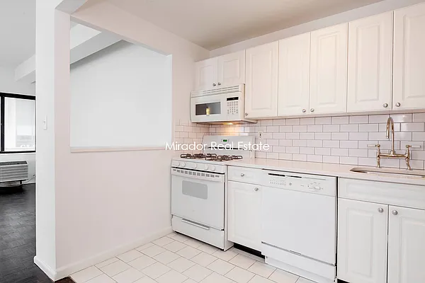 Rented by Mirador Real Estate | media 14