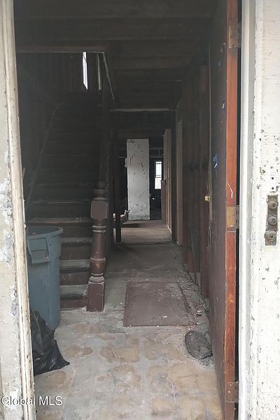 4th image of 217 Spruce Street