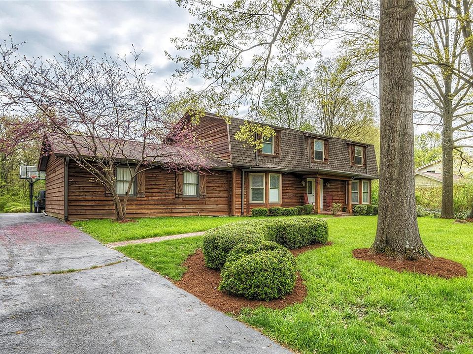 1st image of 12649 Royal Manor Dr