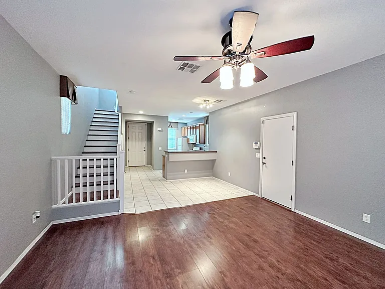 5241 Pendergrass St — Photo 11
