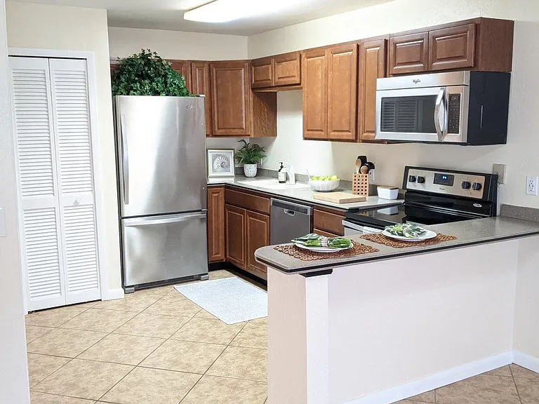 4513 SW 8th Ct #114 — Photo 3