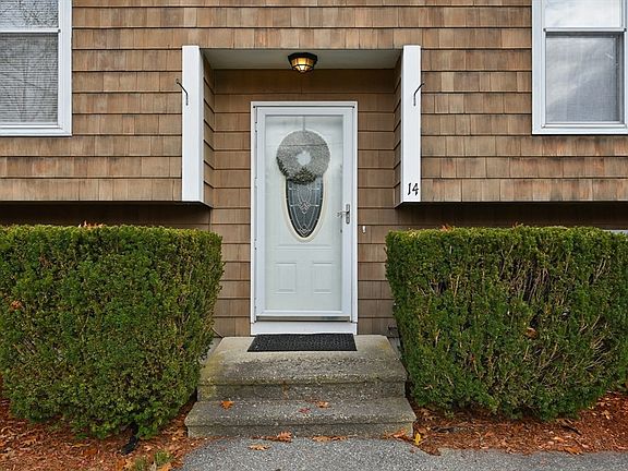 5th image of 14 Malvern Ave