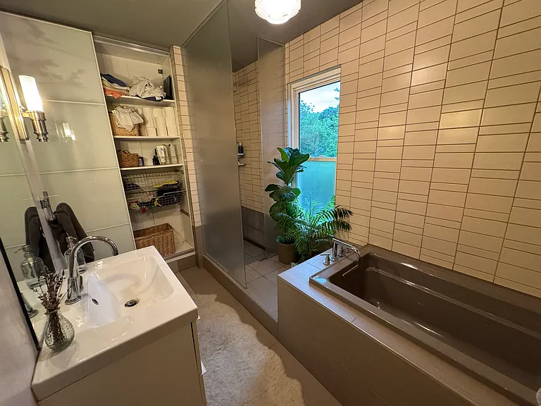 38 Melville Ave #2 — Photo 12