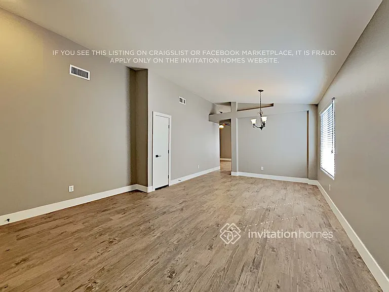 9600 Sky Hollow Dr — Photo 4