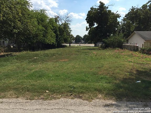 4th image of 2111 N Interstate Highway 35