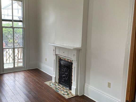 3rd image of 133 S Gayoso St