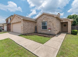 3460 Hidden Canyon Rd, Fort Worth, TX 76109