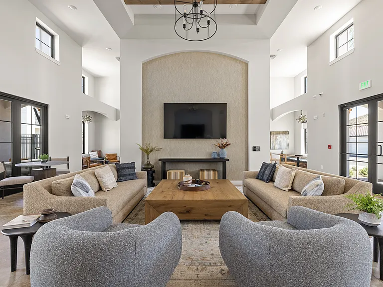 Stella Luxury Apartment Homes — Photo 22