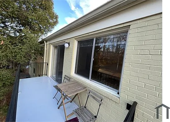 10643 Weymouth St #201 — Photo 15