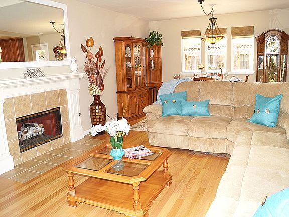 5th image of 4031 Vineyard Ave