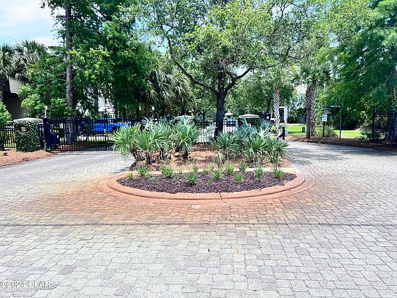 4th image of 5409 Hopetown Ln