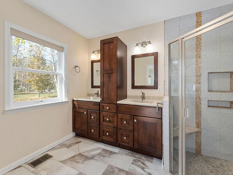 45455 Fellows St — Photo 22