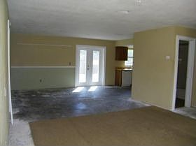 4th image of 368 Iowa Woods Cir W