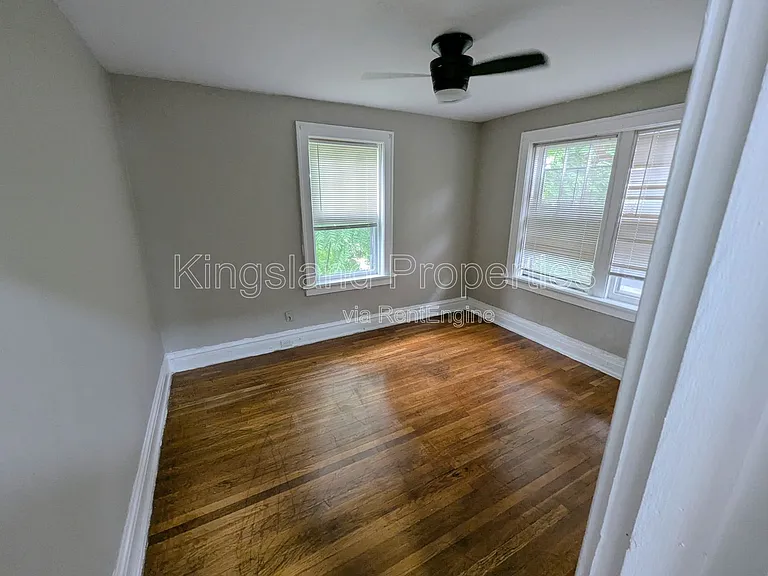 5015 Mardel Ave — Photo 8