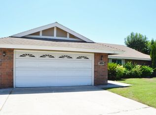 9552 Orange Ave, Anaheim, CA 92804