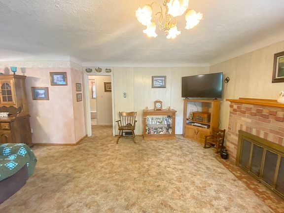 5th image of 311 Benton Ave