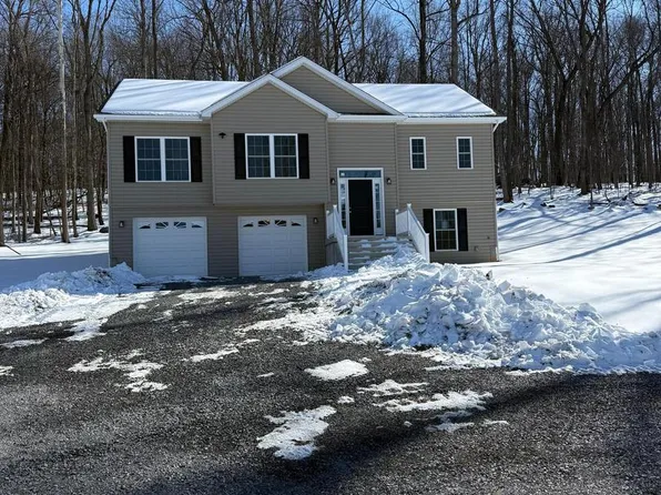 9942 Back Creek Valley Rd, Hedgesville, WV 25427