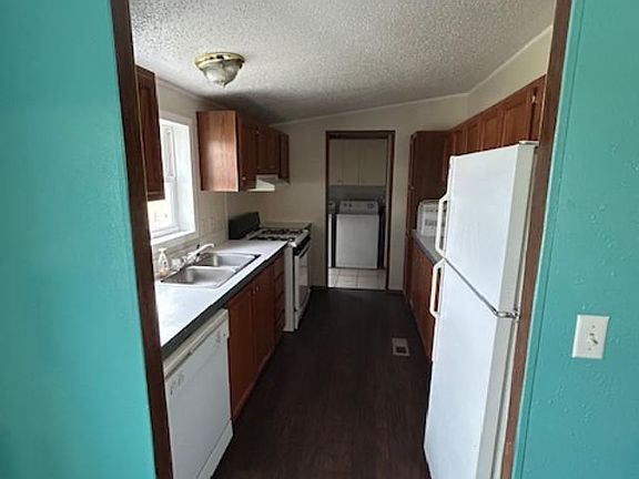 kitchen into laundry room and back door area