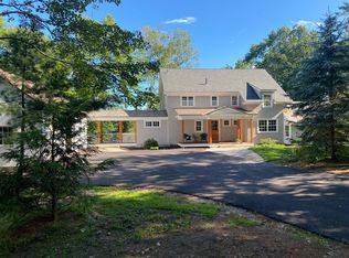 1 Channel Point Rd, Yarmouth, ME 04096