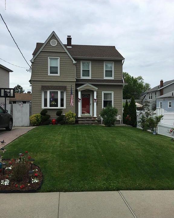 1st image of 84 Tarlee Pl