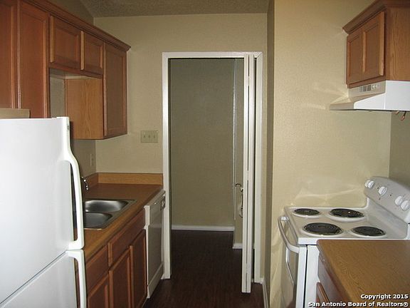 4th image of 14541 Woods Hole Dr