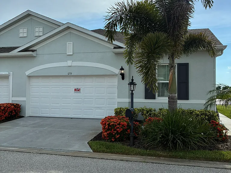 1775 Nottingham Trl — Photo 1