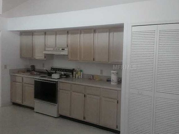 3rd image of 1111 Abeline Dr